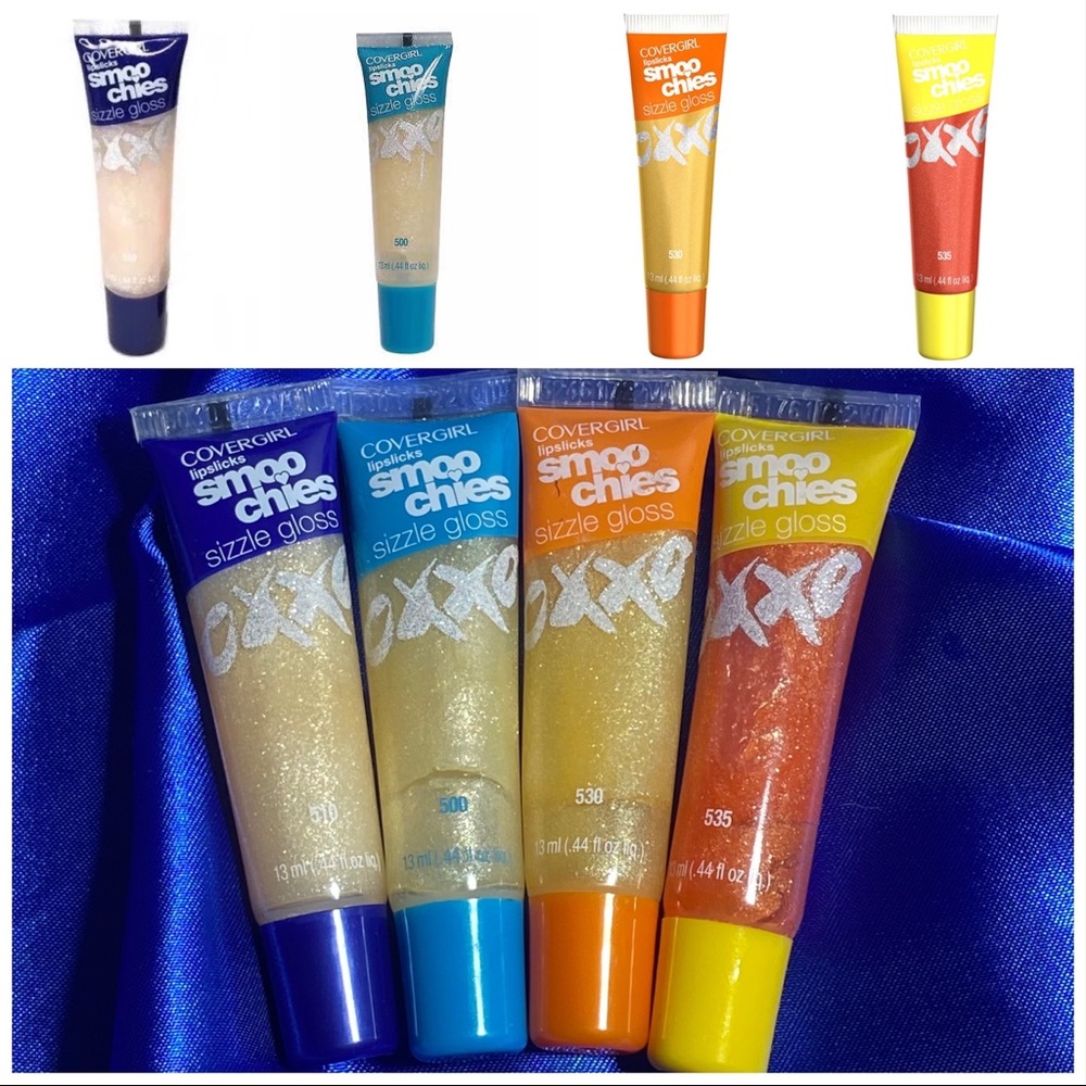 Covergirl Smoo Chies Oxxo Lipslicks Sizzle Gloss BUNDLE OF 4